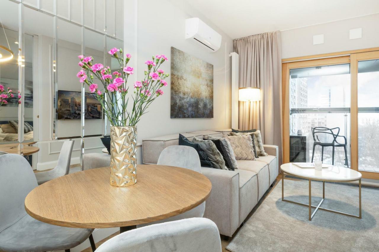 Mennica Residence Apartments By Renters Prestige Варшава Экстерьер фото